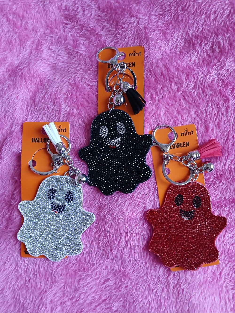 Bundle Of 3pcs Mint Sparkly Halloween Ghost Keychains - Black, Silver, Red